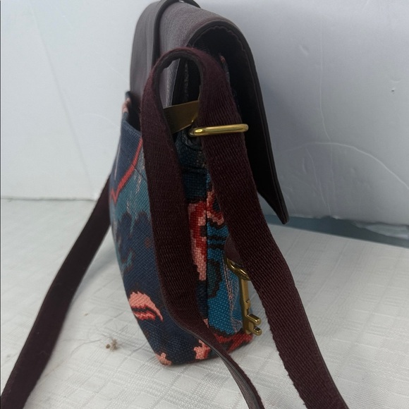 Fossil Women’s Kinley Small Crossbody Purse Handbag - Picture 5 of 12